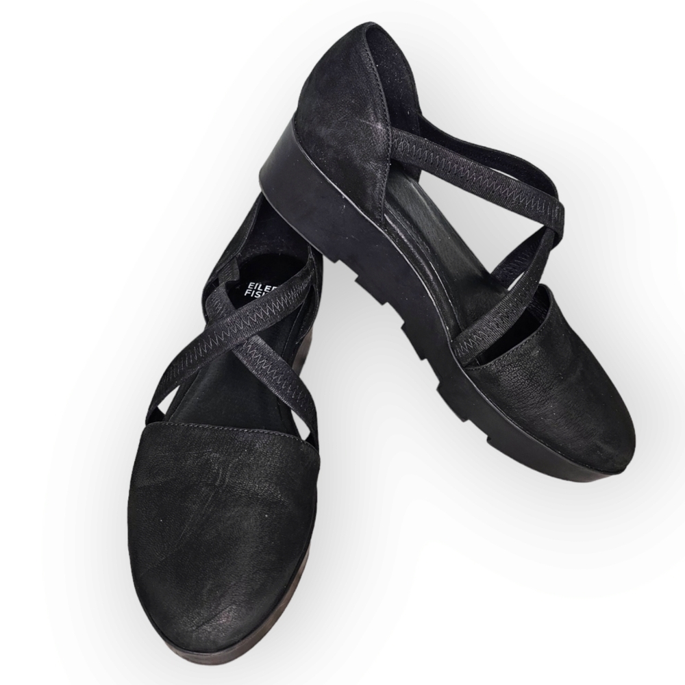 Cooper Tumbled Nubuck Wedge Size 7.5